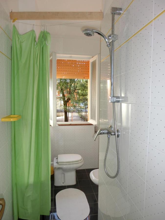 Nice Two-Bedroom Apartment 150M From The Beach بيبيوني المظهر الخارجي الصورة